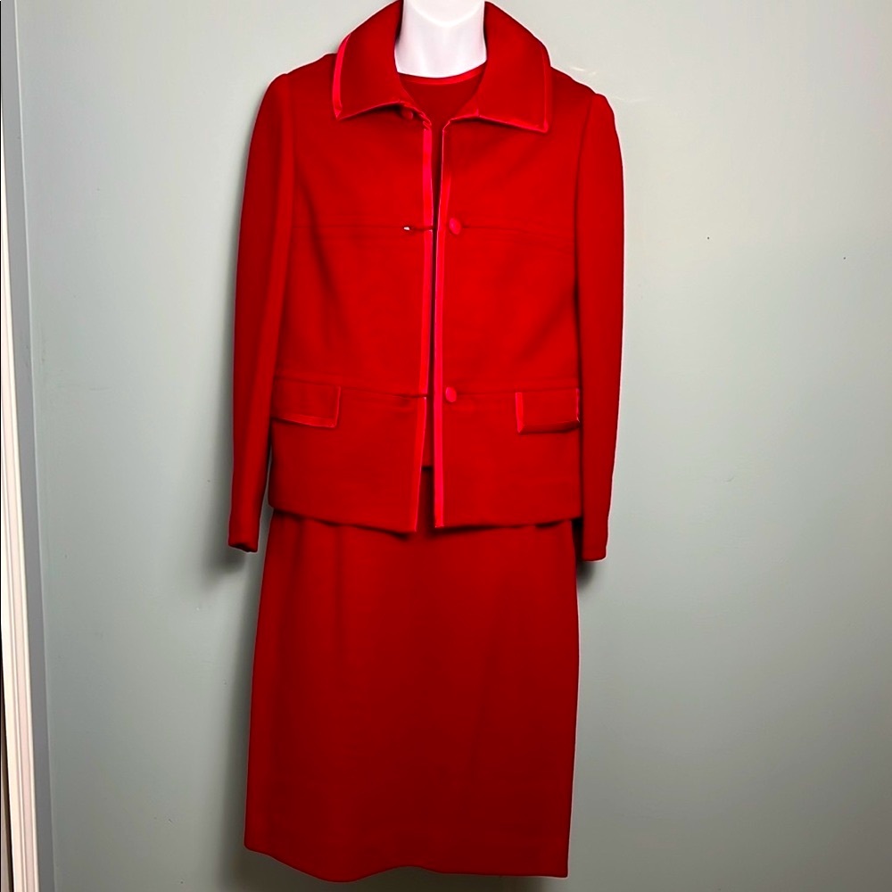 Vintage Butter Knit 3 pc Elegant Red Women's Skirt Suit